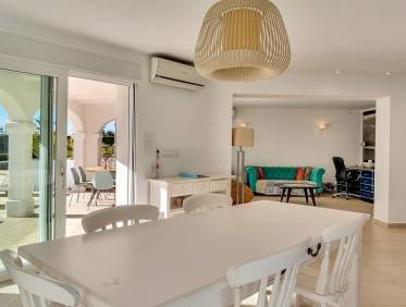 Bestaand - Villa - Jávea