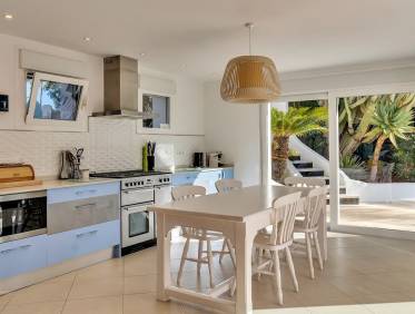 Bestaand - Villa - Jávea
