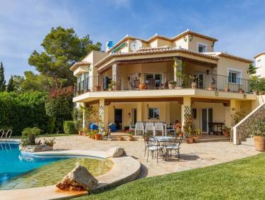 Bestaand - Villa - Jávea