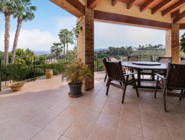 Bestaand - Villa - Jávea
