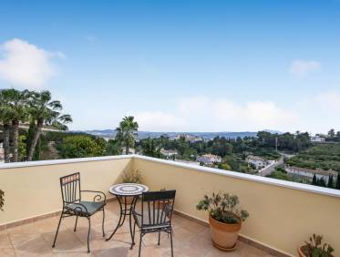 Bestaand - Villa - Jávea