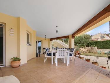 Bestaand - Villa - Jávea