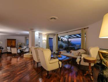 Bestaand - Villa - Jávea