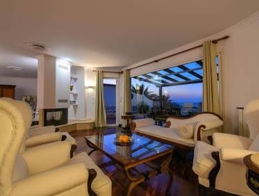 Bestaand - Villa - Jávea