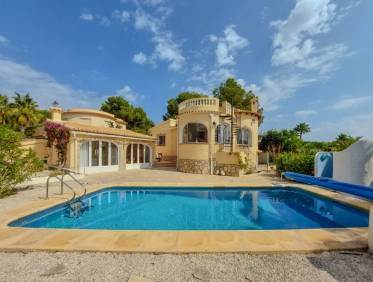 Bestaand - Villa - Jávea