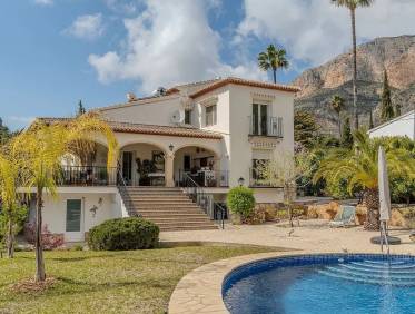 Bestaand - Villa - Jávea