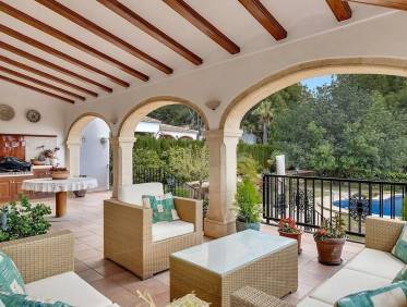 Bestaand - Villa - Jávea