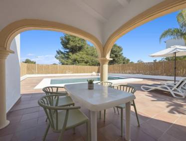 Bestaand - Villa - Jávea