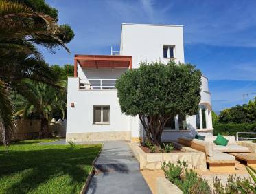 Bestaand - Villa - Jávea