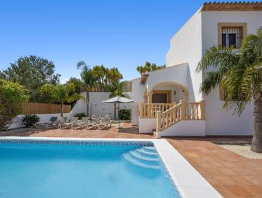 Bestaand - Villa - Jávea