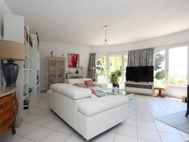 Bestaand - Villa - Jávea