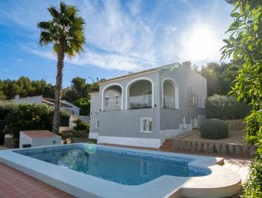 Bestaand - Villa - Jávea