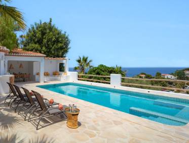 Bestaand - Villa - Jávea
