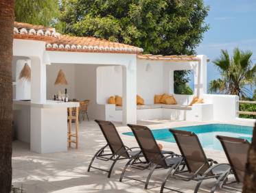 Bestaand - Villa - Jávea
