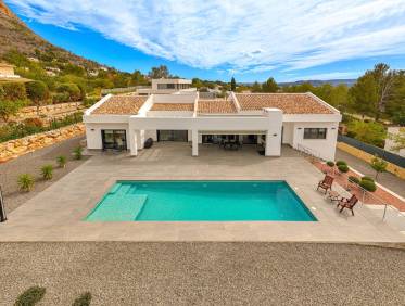 Bestaand - Villa - Jávea