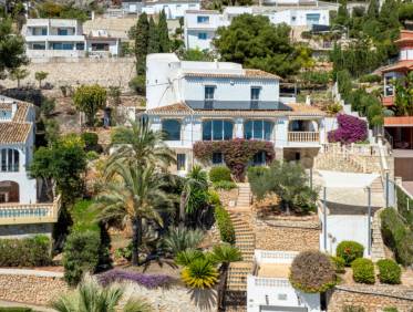 Bestaand - Villa - Jávea