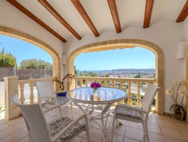 Bestaand - Villa - Jávea
