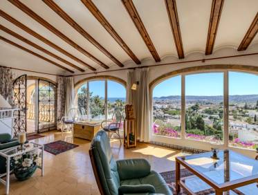 Bestaand - Villa - Jávea