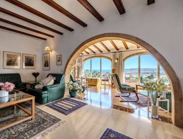 Bestaand - Villa - Jávea