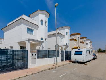 Bestaand - Villa - La Marina