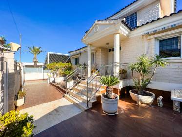 Bestaand - Villa - La Mata