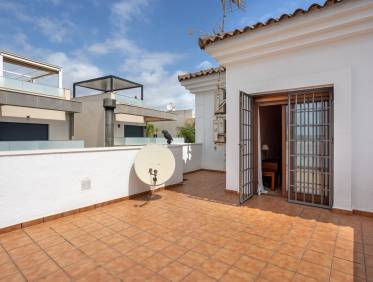 Bestaand - Villa - Los Montesinos - La Herrada