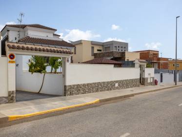 Bestaand - Villa - Los Montesinos - La Herrada