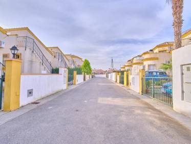 Bestaand - Villa - Los Montesinos - La Herrada