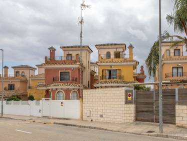 Bestaand - Villa - Los Montesinos - Los Montesinos - Urb. La Herrada