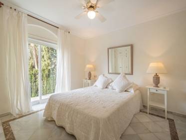 Bestaand - Villa - Marbella - Marbella Hill Club