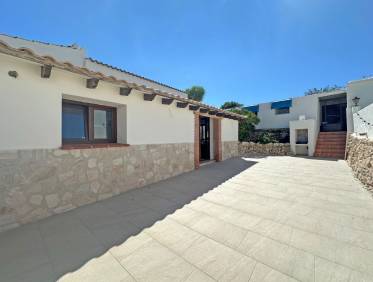 Bestaand - Villa - Moraira - Sabatera