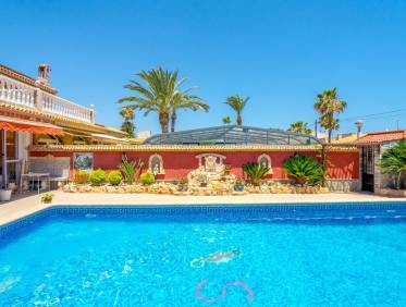 Bestaand - Villa - Orihuela Costa - Campoamor