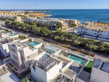 Bestaand - Villa - Orihuela Costa - Campoamor