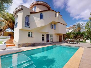 Bestaand - Villa - Orihuela Costa - La Zenia