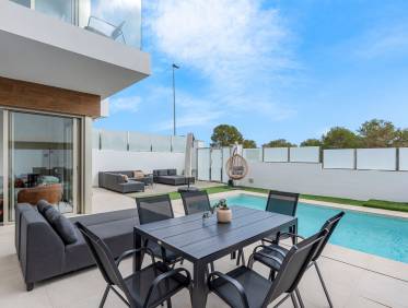 Bestaand - Villa - Orihuela Costa - Villamartin