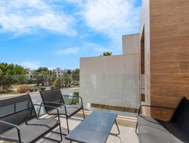 Bestaand - Villa - Orihuela Costa - Villamartin