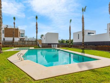 Bestaand - Villa - Orihuela Costa - Villamartin