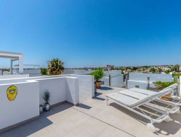 Bestaand - Villa - Orihuela Costa - Villamartin