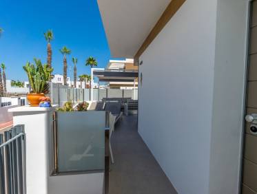 Bestaand - Villa - Orihuela Costa - Villamartin