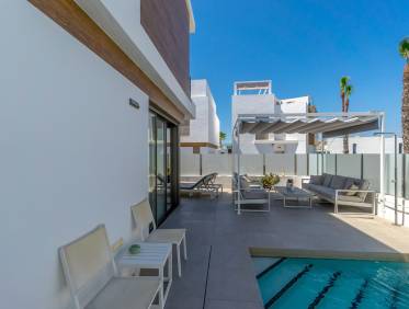 Bestaand - Villa - Orihuela Costa - Villamartin