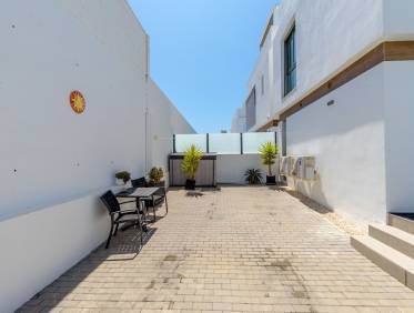 Bestaand - Villa - Orihuela Costa - Villamartin