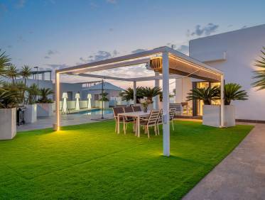 Bestaand - Villa - Orihuela Costa - Villamartin