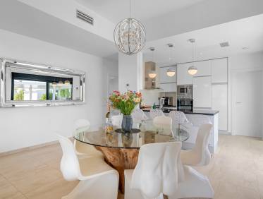Bestaand - Villa - Orihuela Costa - Villamartin