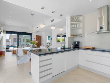 Bestaand - Villa - Orihuela Costa - Villamartin