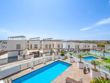 Bestaand - Villa - Orihuela Costa - Villamartin
