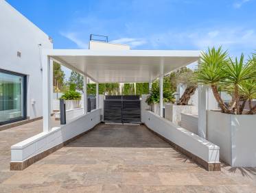 Bestaand - Villa - Orihuela Costa - Villamartin