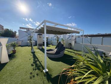 Bestaand - Villa - Orihuela Costa - Villamartin