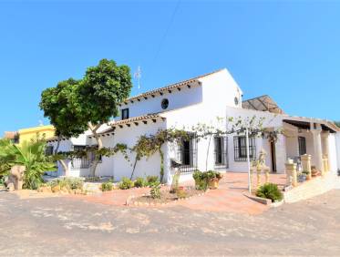 Bestaand - Villa - Orihuela Costa - Villamartin