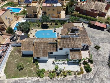 Bestaand - Villa - Orihuela Costa - Villamartin