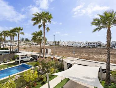 Bestaand - Villa - Orihuela Costa - Vistabella golf